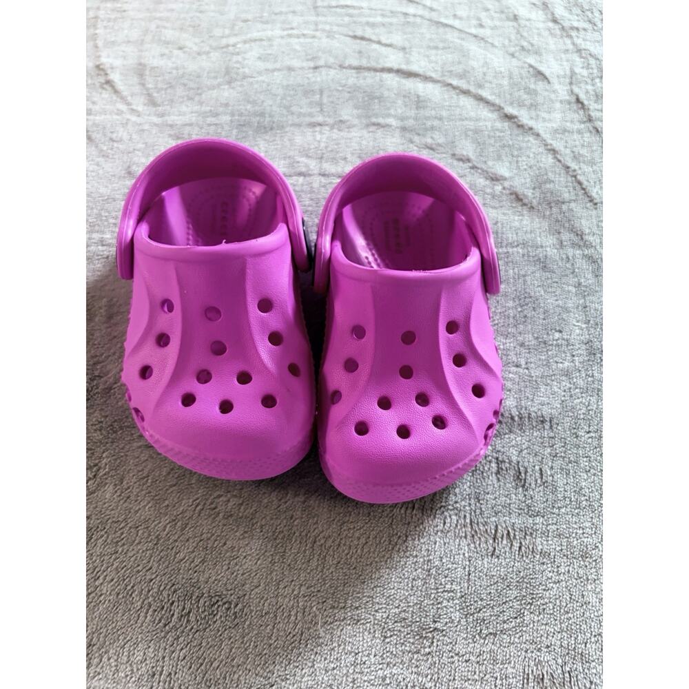 Crocs Baya Youth Girls Slip-on Clogs Size 4 Pink Water Friendly Lightweight